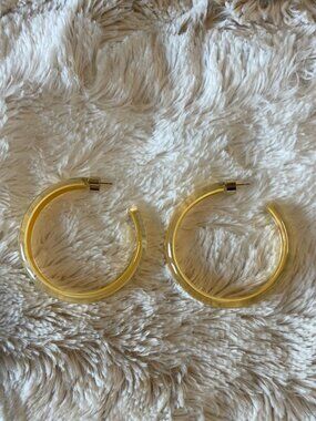 Alison Lou Medium Lucite Jelly Hoop Earrings Archived Mustard Yellow – 2”